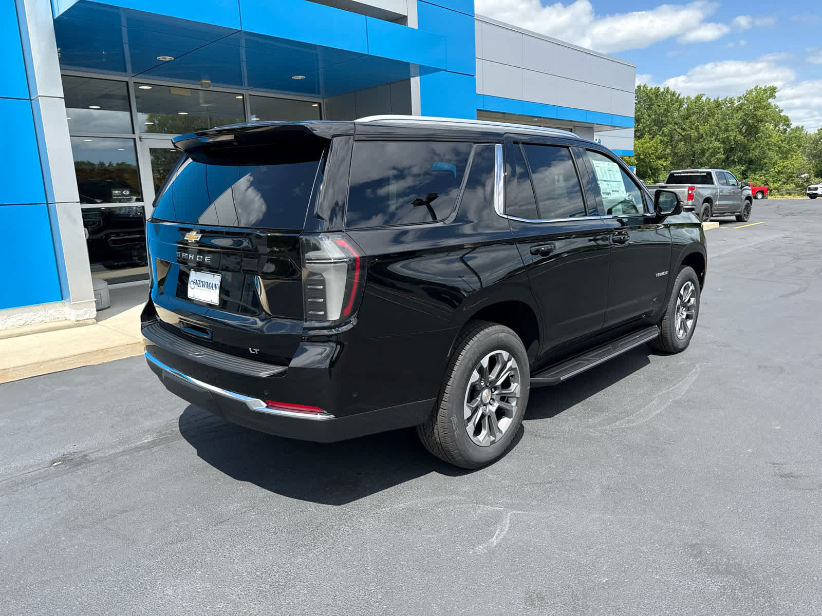 New 2026 Chevrolet Tahoe LT w/ Comfort Package AWD/4WD image 12