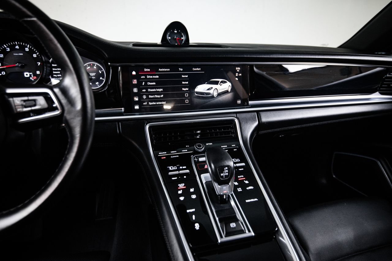 Certified 2023 Porsche Panamera image 19