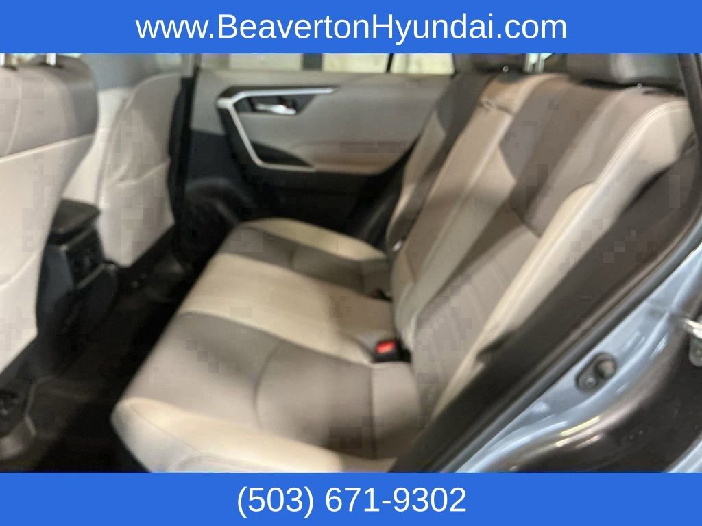 Used 2021 Toyota RAV4 XLE Premium image 24