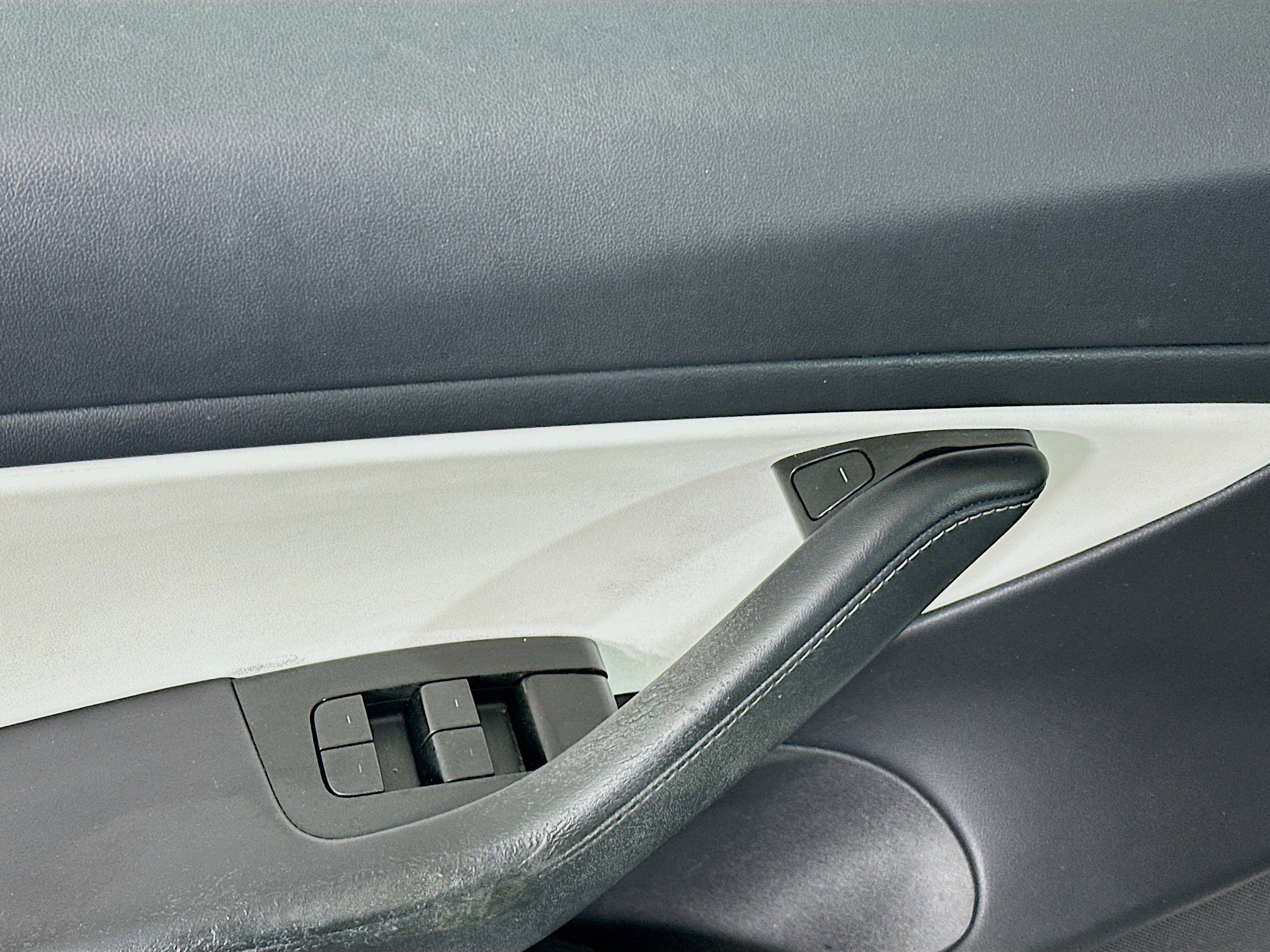 Used 2020 Tesla Model 3 Standard Range Plus image 15