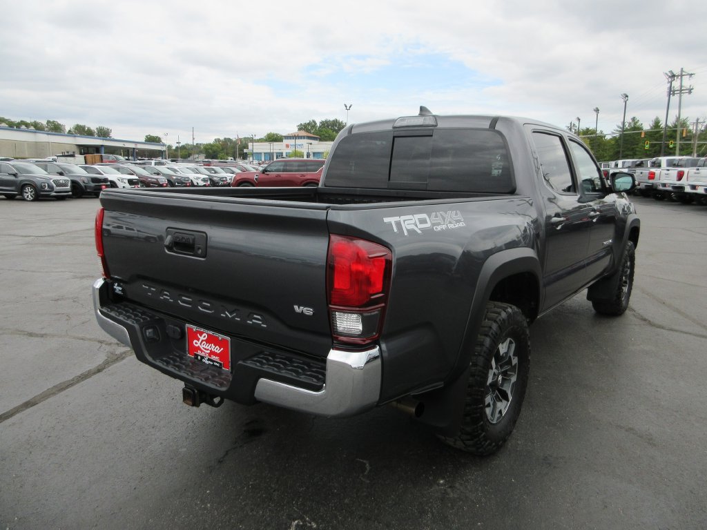 Used 2019 Toyota Tacoma TRD Off-Road AWD/4WD image 6