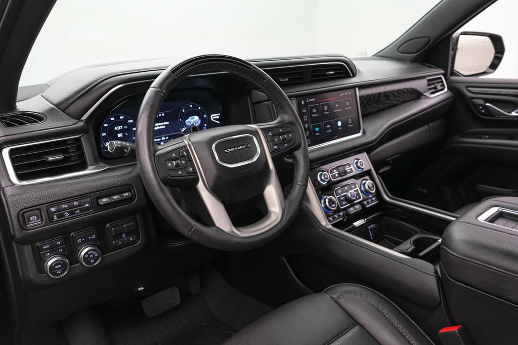 Used 2024 GMC Yukon Denali w/ Denali Reserve Package AWD/4WD image 15