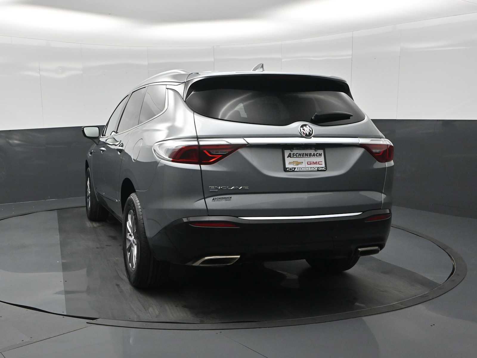 Used 2024 Buick Enclave Premium image 7