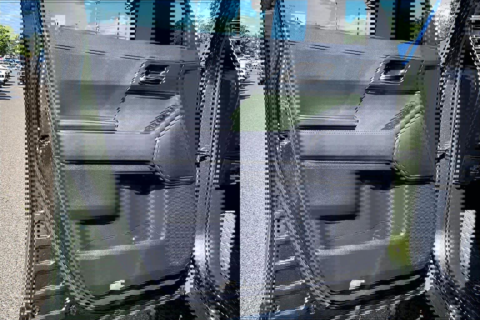 Used 2025 Lexus GX 550 AWD/4WD image 21