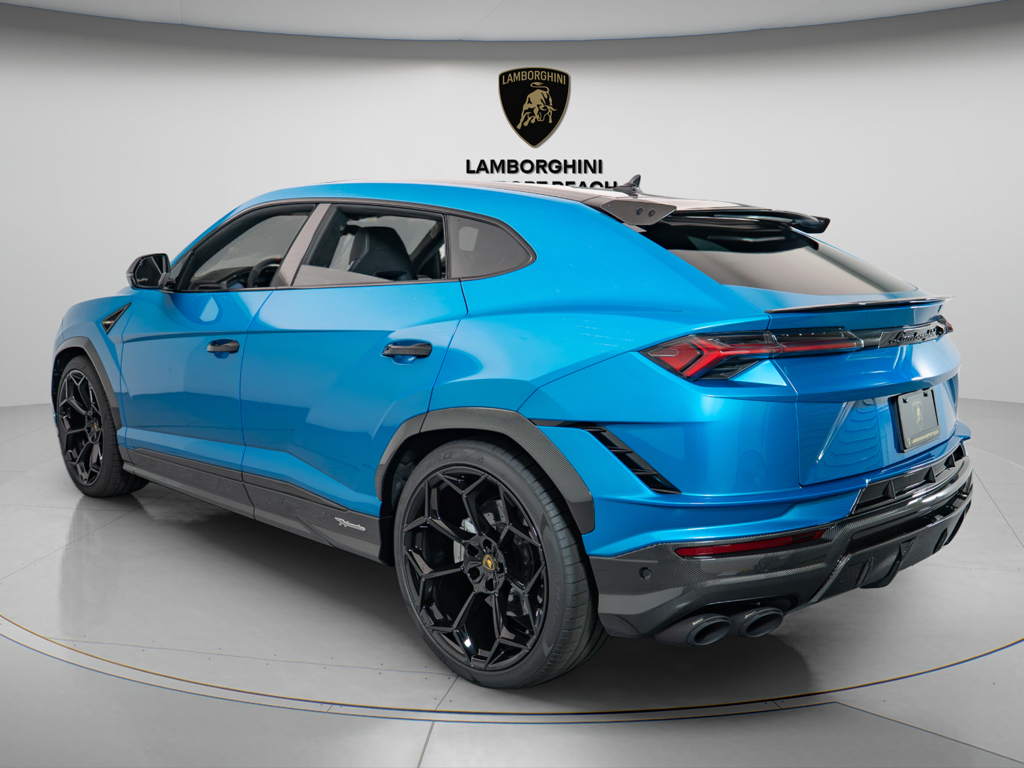 Used 2024 Lamborghini Urus Performante AWD/4WD image 4