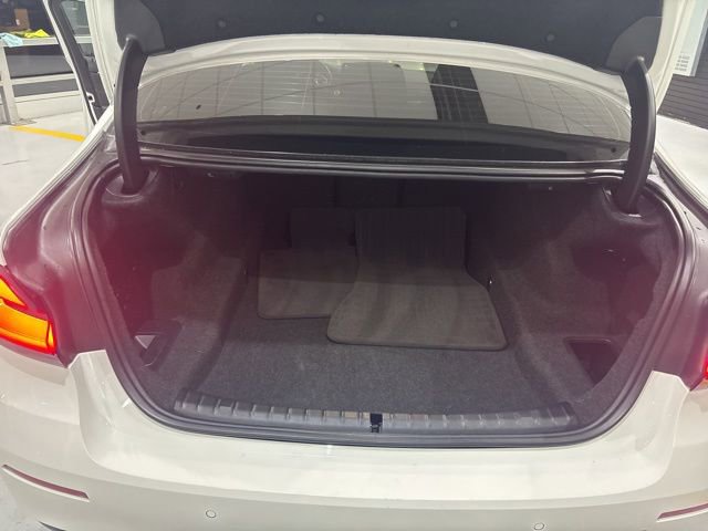 Used 2021 BMW 530i w/ Convenience Package image 37