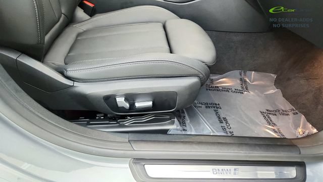 Used 2023 BMW i4 eDrive35 w/ Premium Package RWD image 43