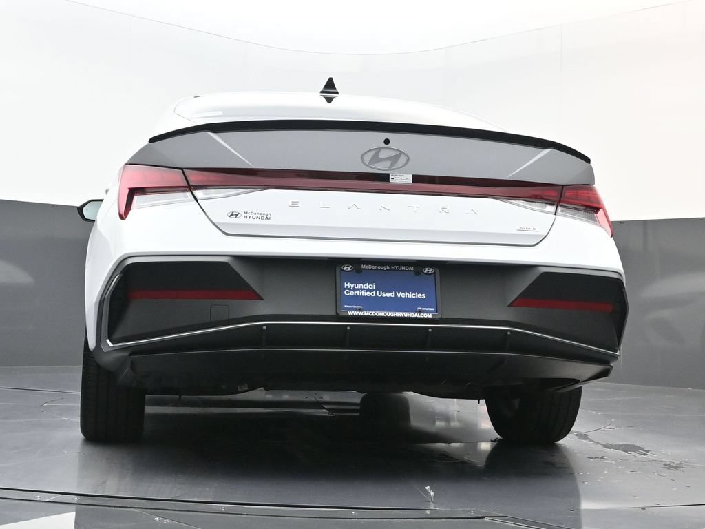 Certified 2025 Hyundai Elantra SEL FWD image 24
