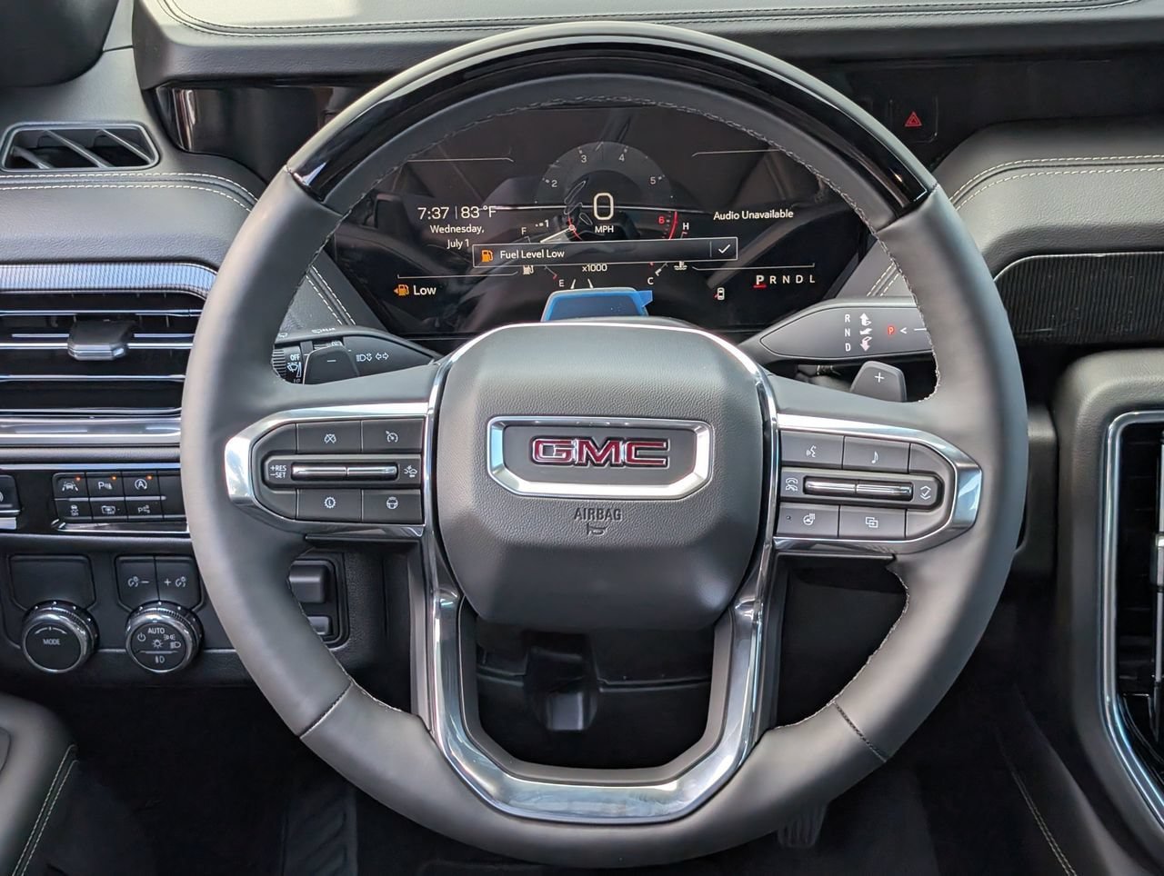 New 2026 GMC Yukon XL Elevation w/ Elevation Premium Package RWD image 10