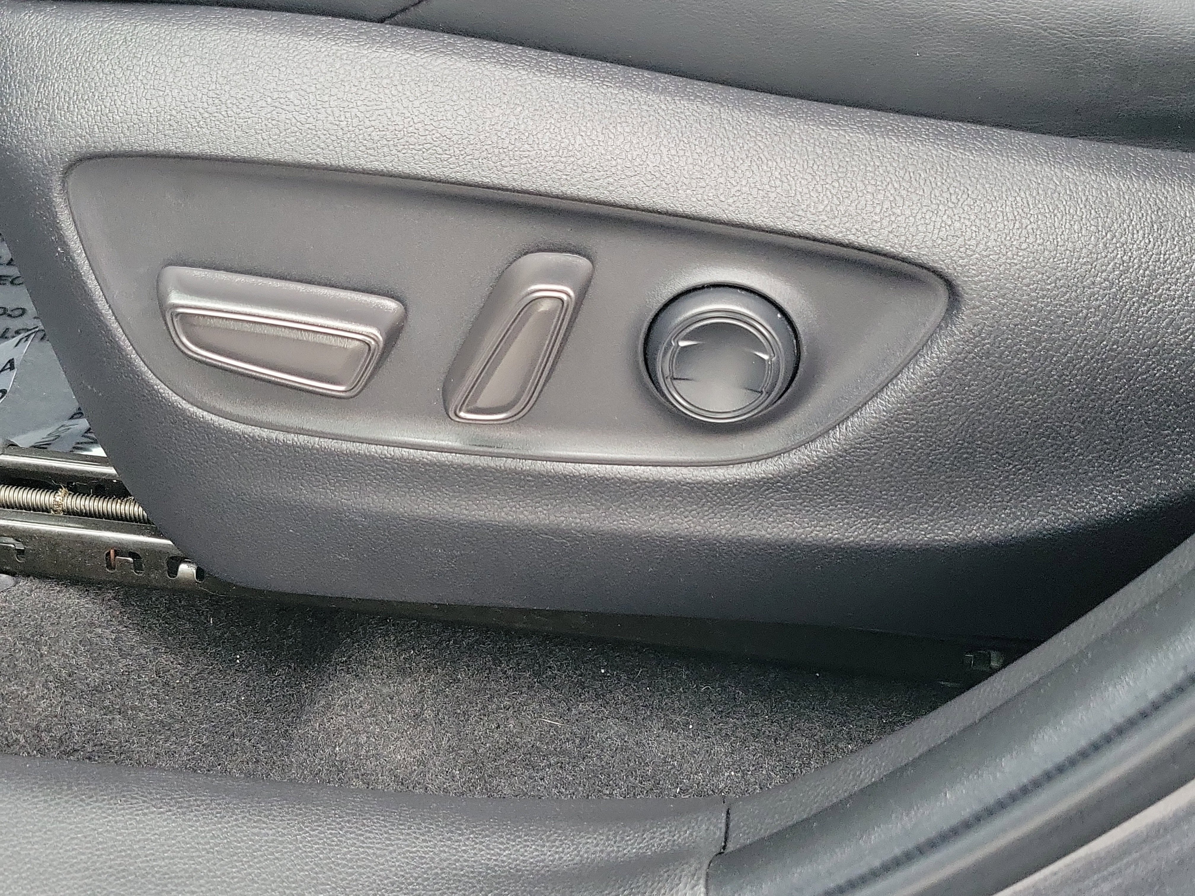 Certified 2022 Toyota RAV4 XSE image 22