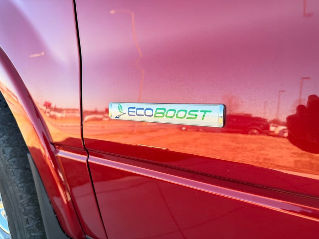 Used 2014 Ford F150 Lariat w/ Lariat Chrome Package image 11