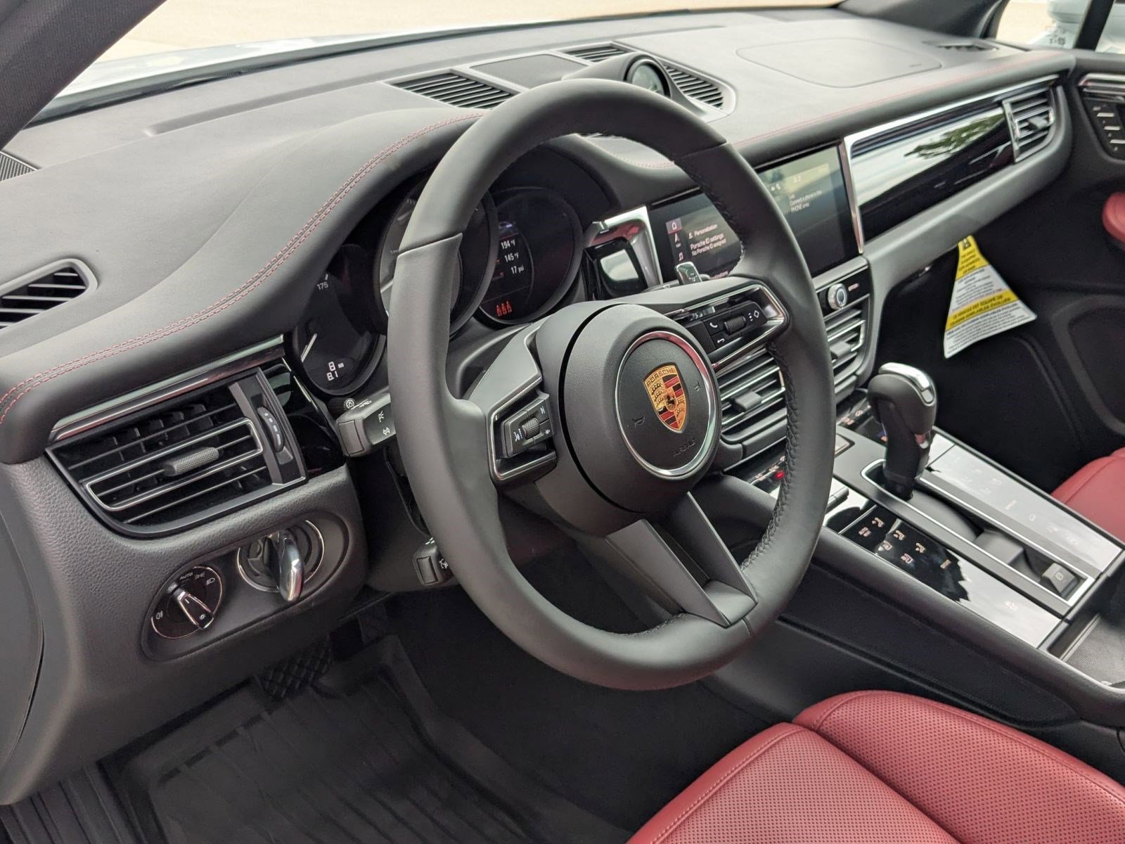New 2026 Porsche Macan S AWD/4WD image 4