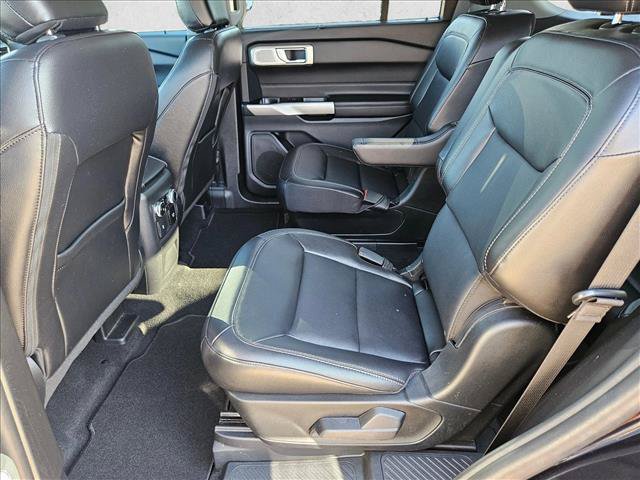 Used 2023 Ford Explorer Limited w/ Limited Technology Package RWD image 18