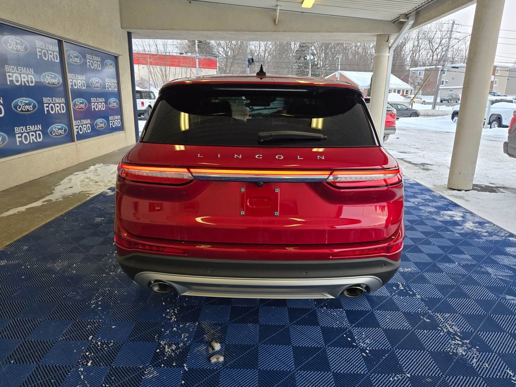 Used 2025 Lincoln Corsair AWD image 6