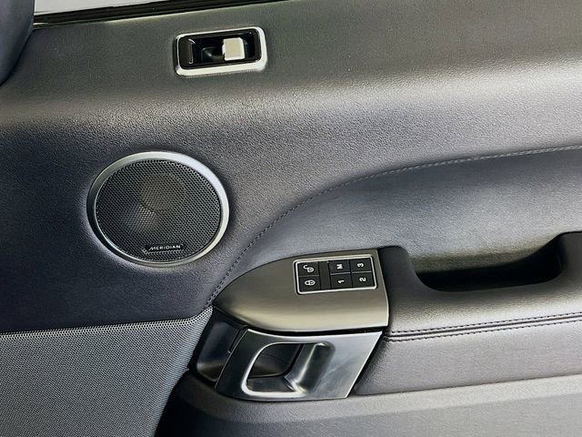Used 2019 Land Rover Range Rover Sport SE image 32