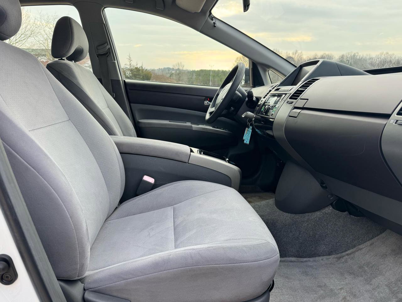 Used 2004 Toyota Prius image 24