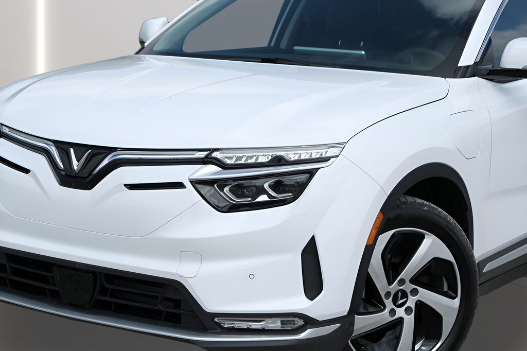 New 2025 VinFast VF 8 Eco AWD/4WD image 28