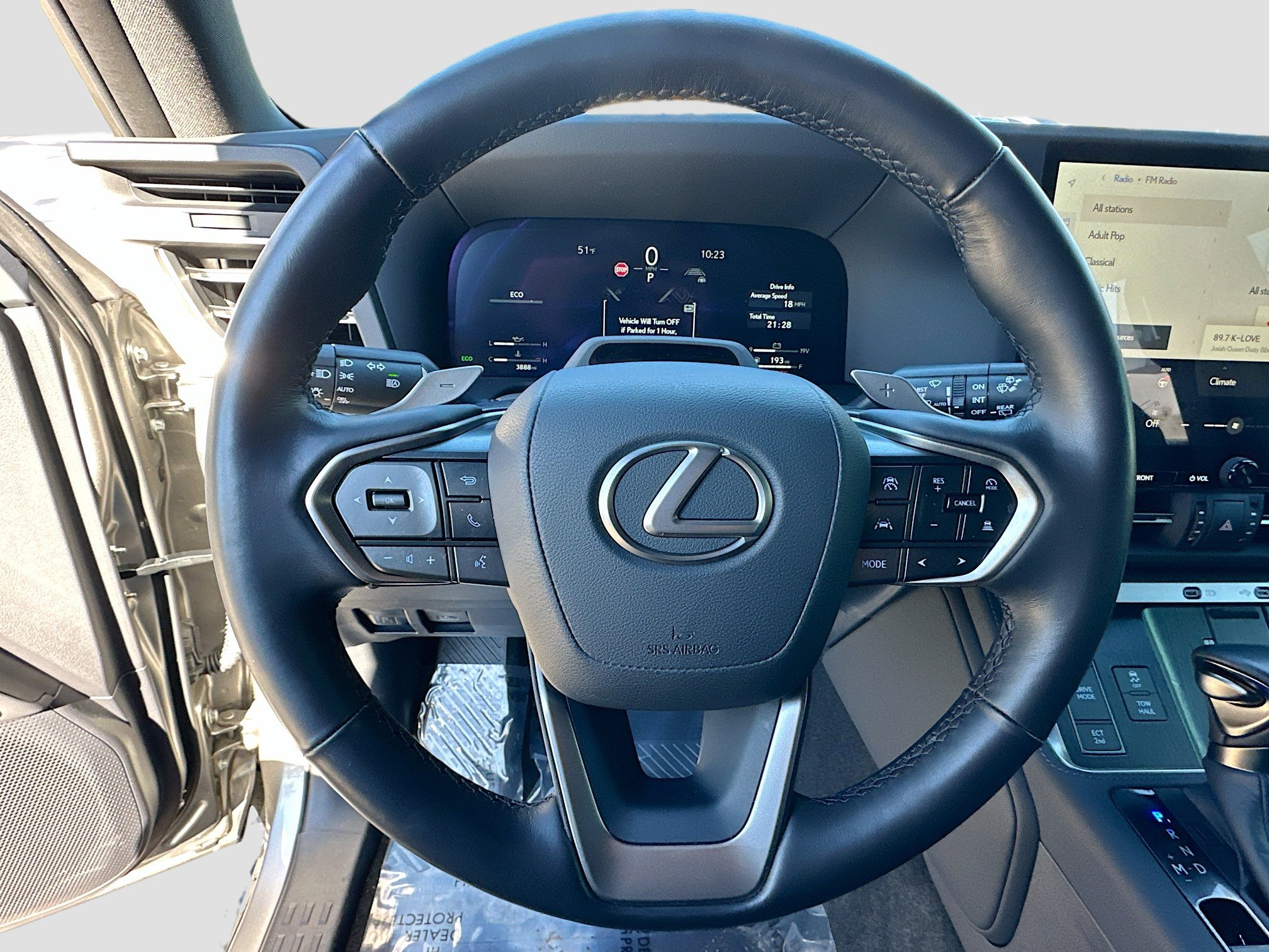 Used 2024 Lexus GX 550 w/ Cold Area Package image 11