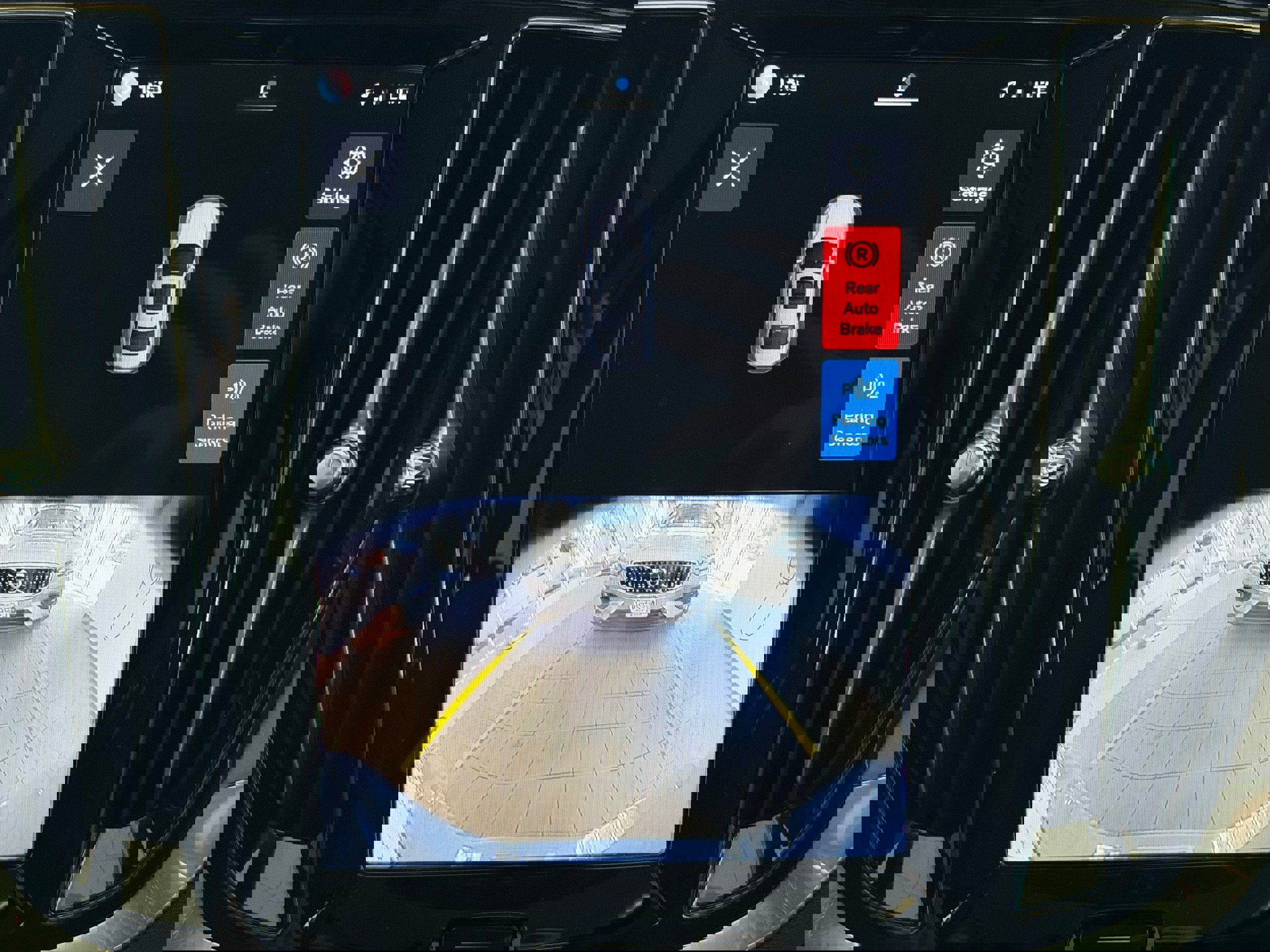 Certified 2025 Volvo S60 B5 Core w/ Climate Package image 19