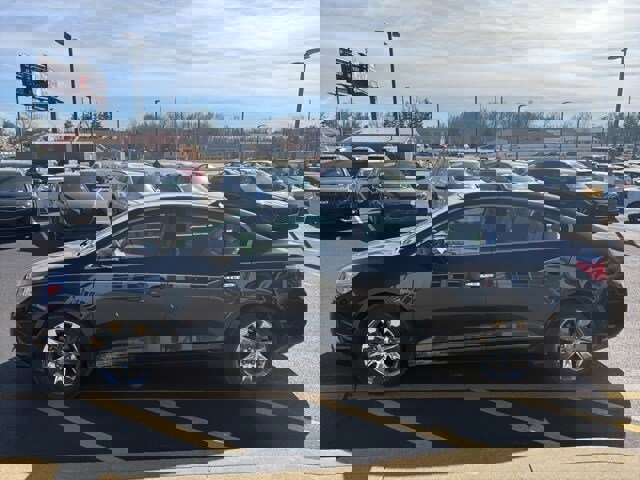 Used 2011 Buick LaCrosse CXL w/ Driver Confidence Package image 3