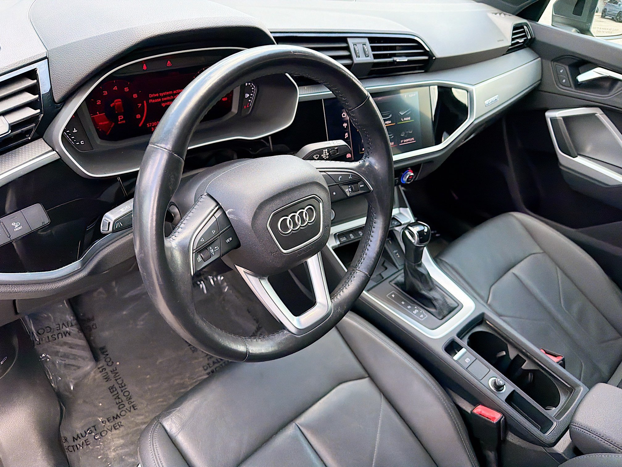 Used 2020 Audi Q3 2.0T Premium Plus AWD/4WD image 25