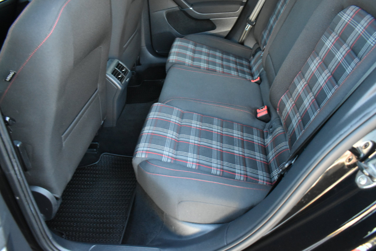 Used 2017 Volkswagen GTI S image 24