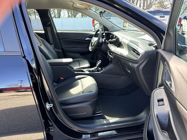 Used 2026 Buick Encore GX Sport Touring w/ Comfort Package image 27