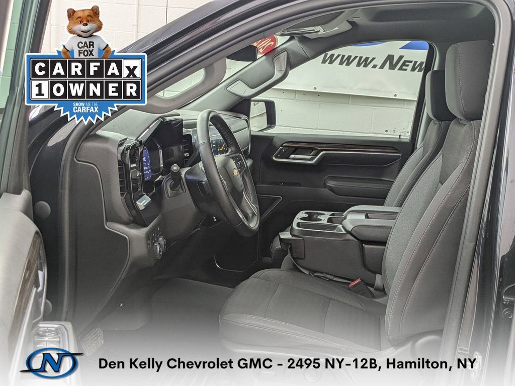Used 2023 Chevrolet Silverado 1500 LT AWD/4WD image 4