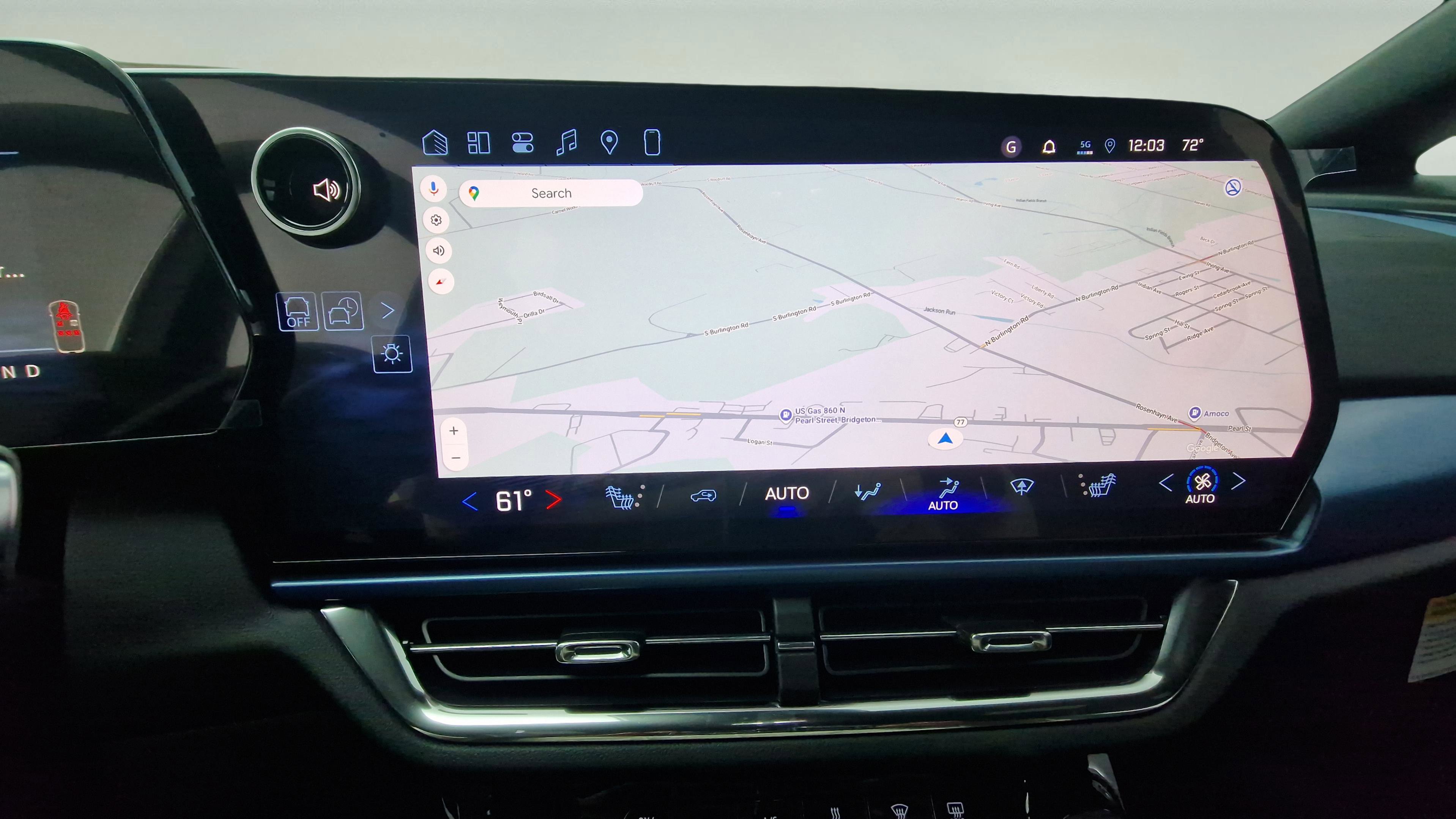 New 2026 Chevrolet Equinox EV LT image 19