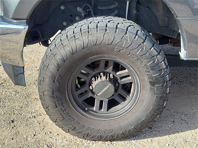 Used 2019 Ford F250 Lariat w/ Chrome Package image 5