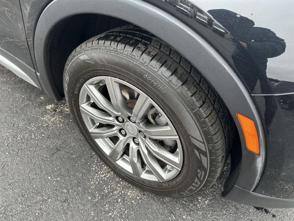 Used 2021 Cadillac XT4 Premium Luxury AWD/4WD image 10
