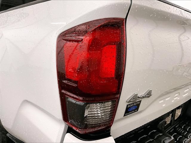Used 2023 Toyota Tacoma SR AWD/4WD image 28