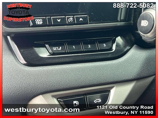 Used 2024 Lexus RX 350 F Sport w/ Convenience Package AWD/4WD image 25