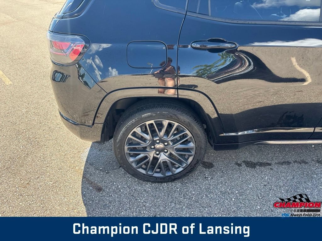 Used 2022 Jeep Compass High Altitude AWD/4WD image 34