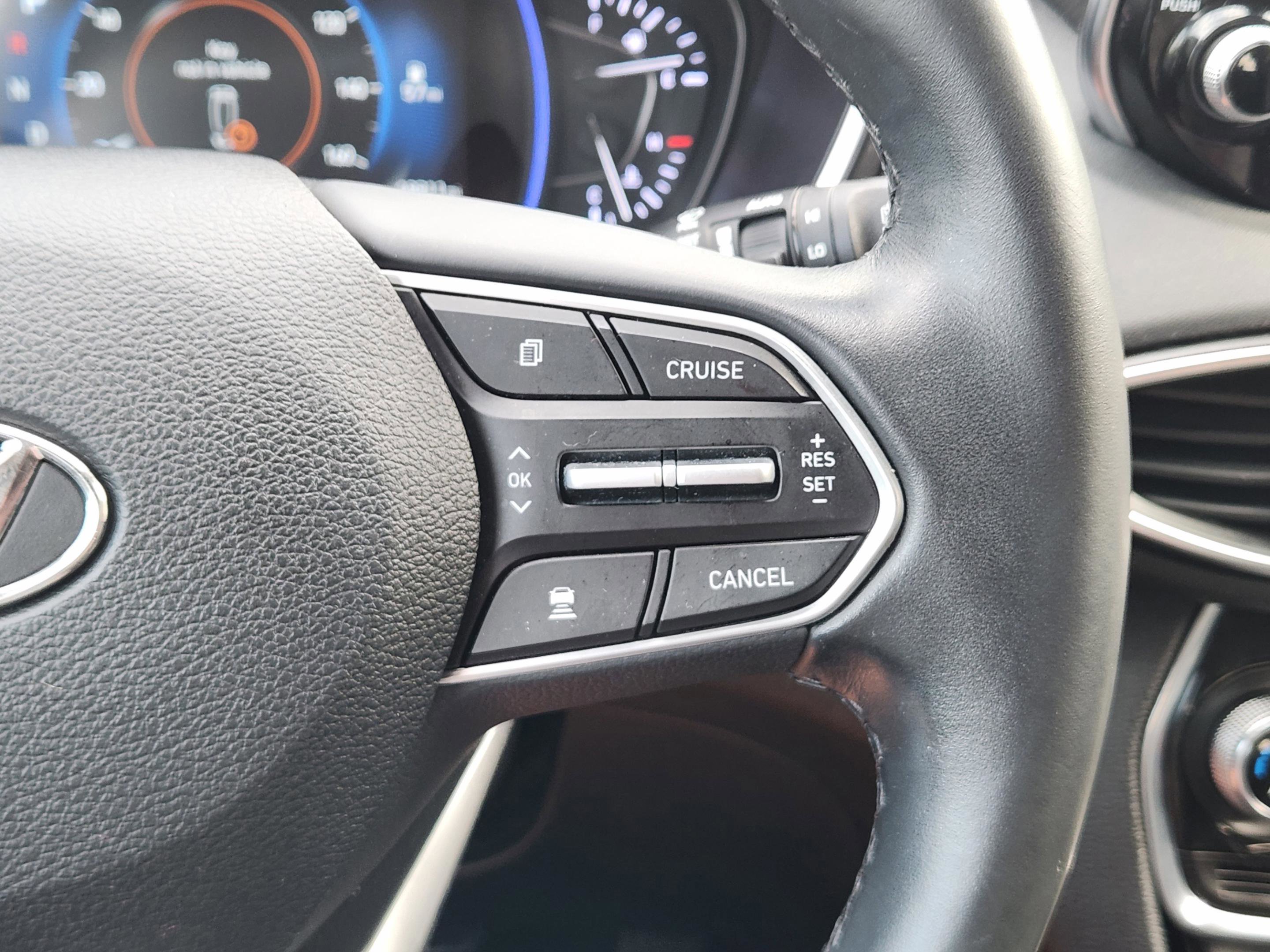 Used 2019 Hyundai Santa Fe FWD w/ Cargo Package image 25