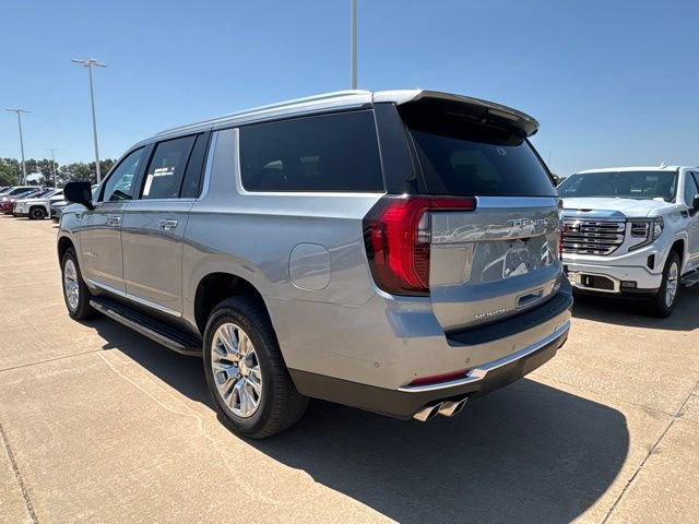 Used 2025 GMC Yukon XL Denali AWD/4WD image 5