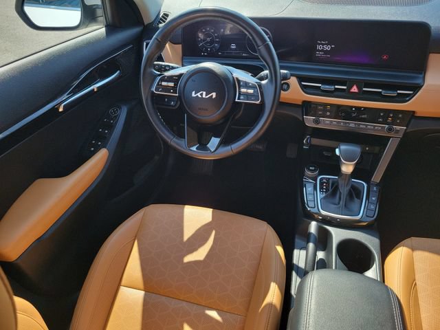 Used 2024 Kia Seltos EX AWD/4WD image 15