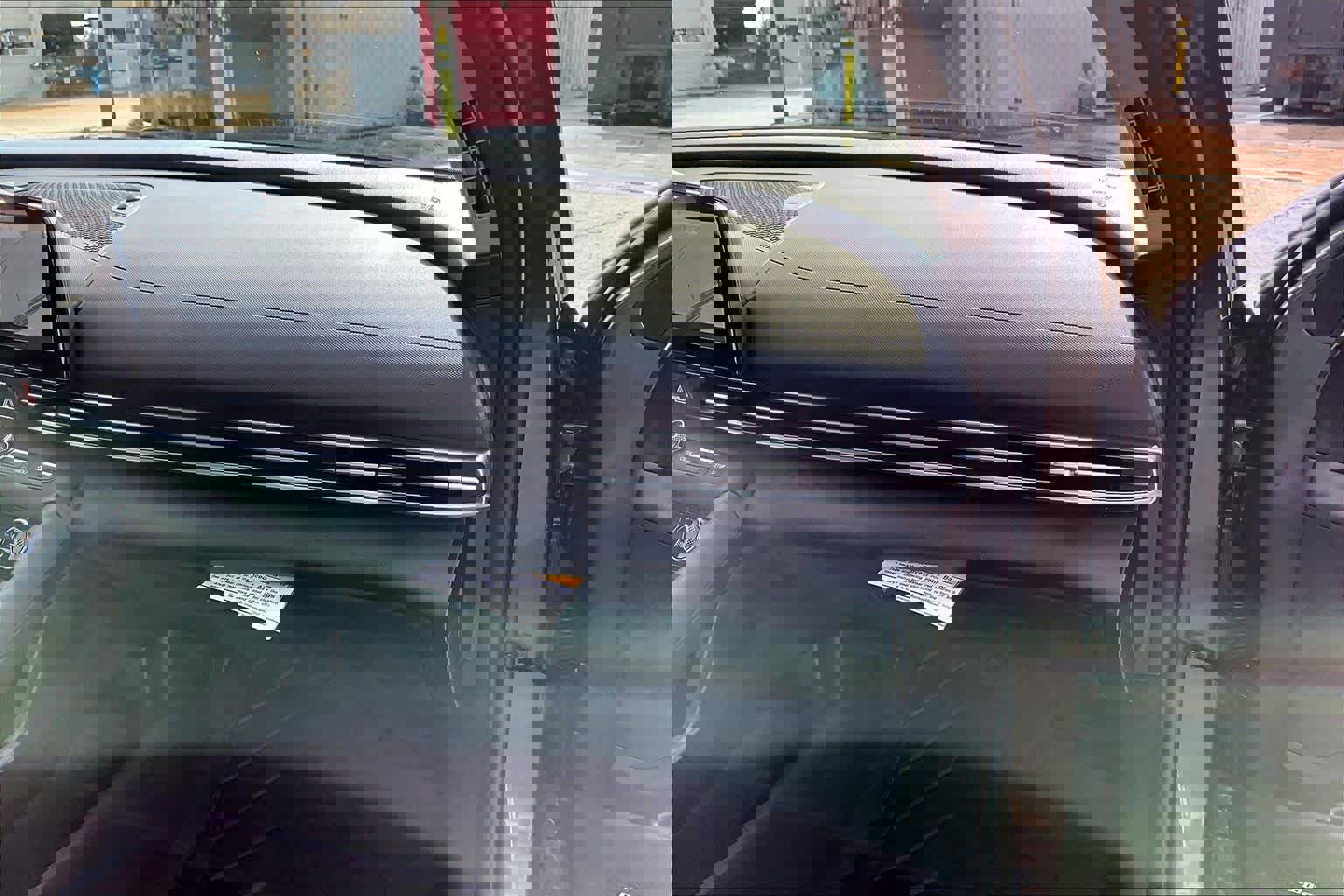 Used 2025 Hyundai Elantra Limited image 17