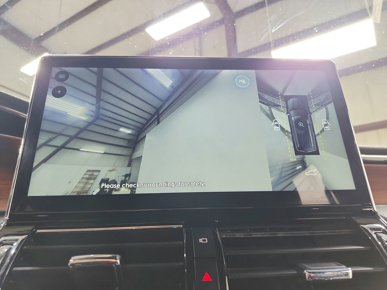 Used 2023 Lincoln Navigator Reserve image 32