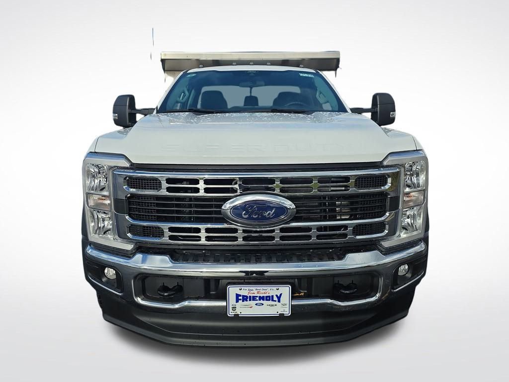 New 2025 Ford F550 4x4 Regular Cab Super Duty image 9