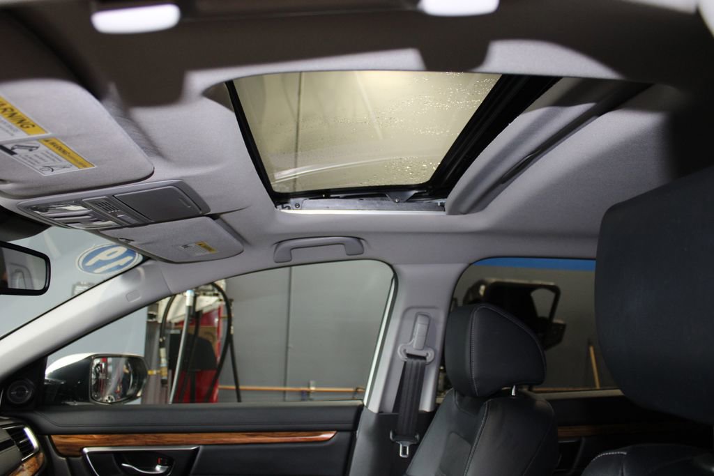 Used 2019 Honda CR-V Touring image 37