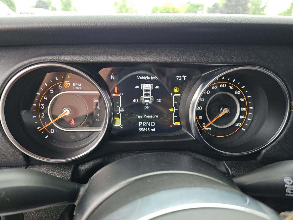 Used 2022 Jeep Wrangler Unlimited Sahara AWD/4WD image 8