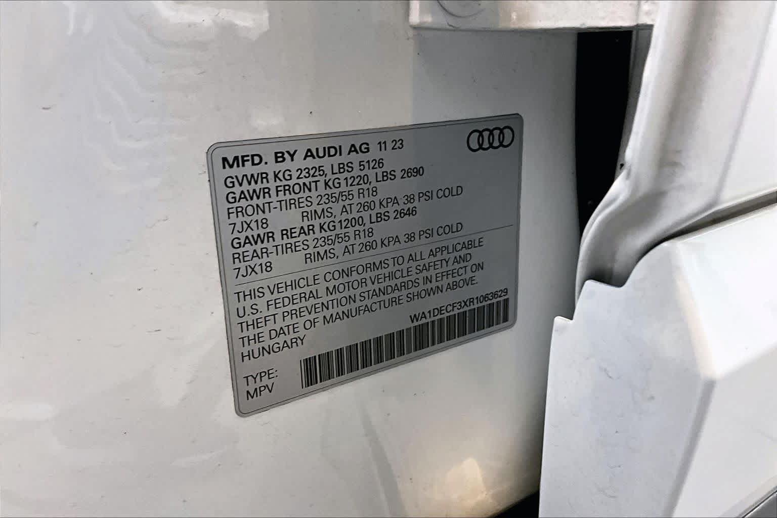 Used 2024 Audi Q3 2.0T Premium AWD/4WD image 34