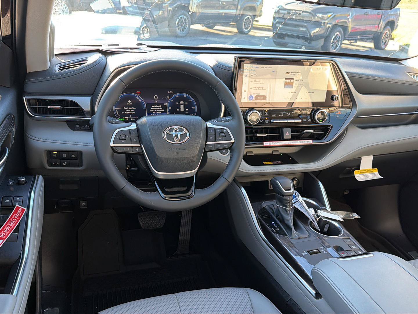New 2026 Toyota Highlander Limited AWD/4WD image 19