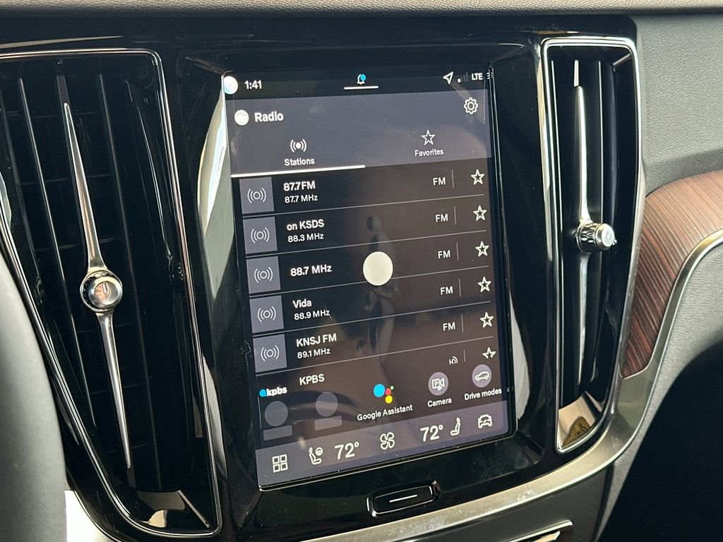 New 2026 Volvo V60 B5 Cross Country Plus w/ Climate Package image 17