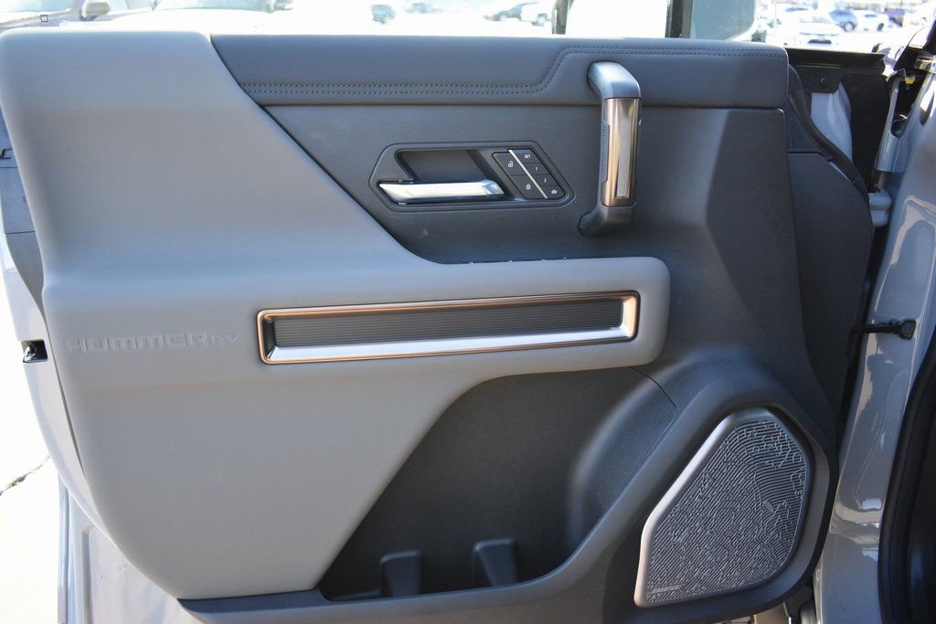 New 2025 GMC Hummer EV 3X image 11