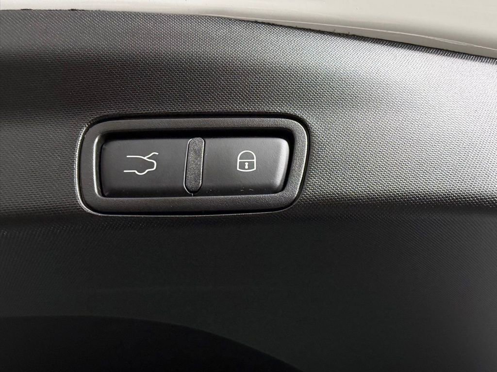 Used 2025 Alfa Romeo Stelvio Sprint w/ Veloce Package AWD/4WD image 29