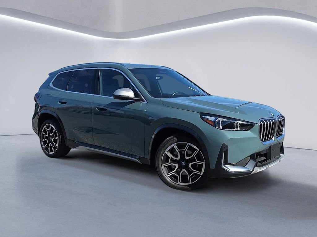 Used 2024 BMW X1 xDrive28i w/ Convenience Package image 2