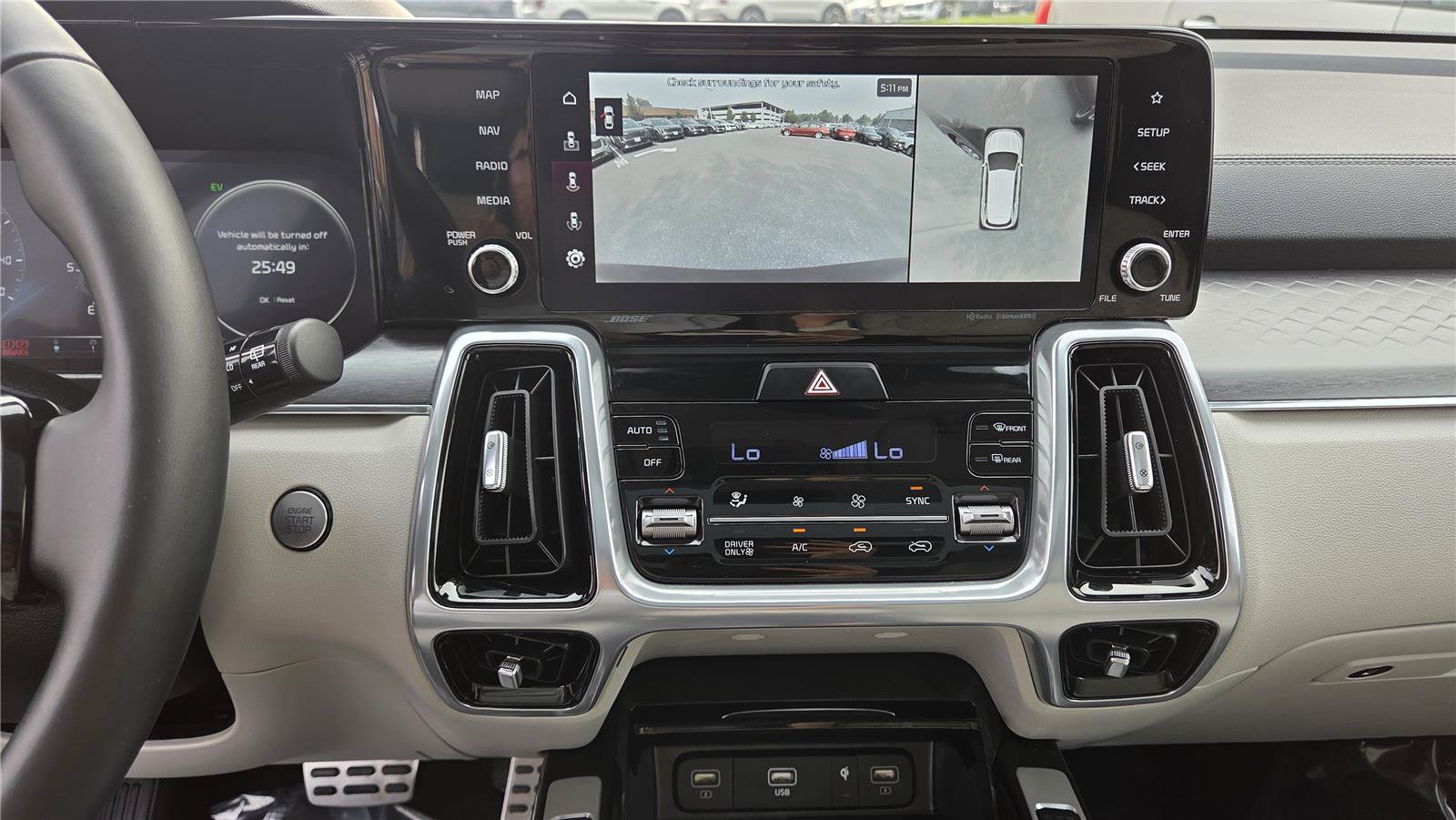 Certified 2023 Kia Sorento SX Prestige w/ Panoramic Sunroof Package AWD/4WD image 22