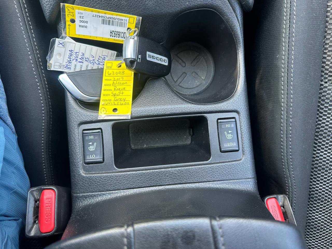 Used 2017 Nissan Rogue Sport SV w/ SV Premium Package AWD/4WD image 18